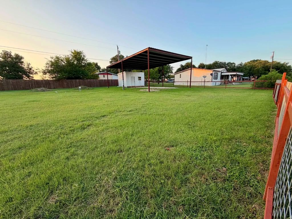 367 Cr 1627, Clifton
