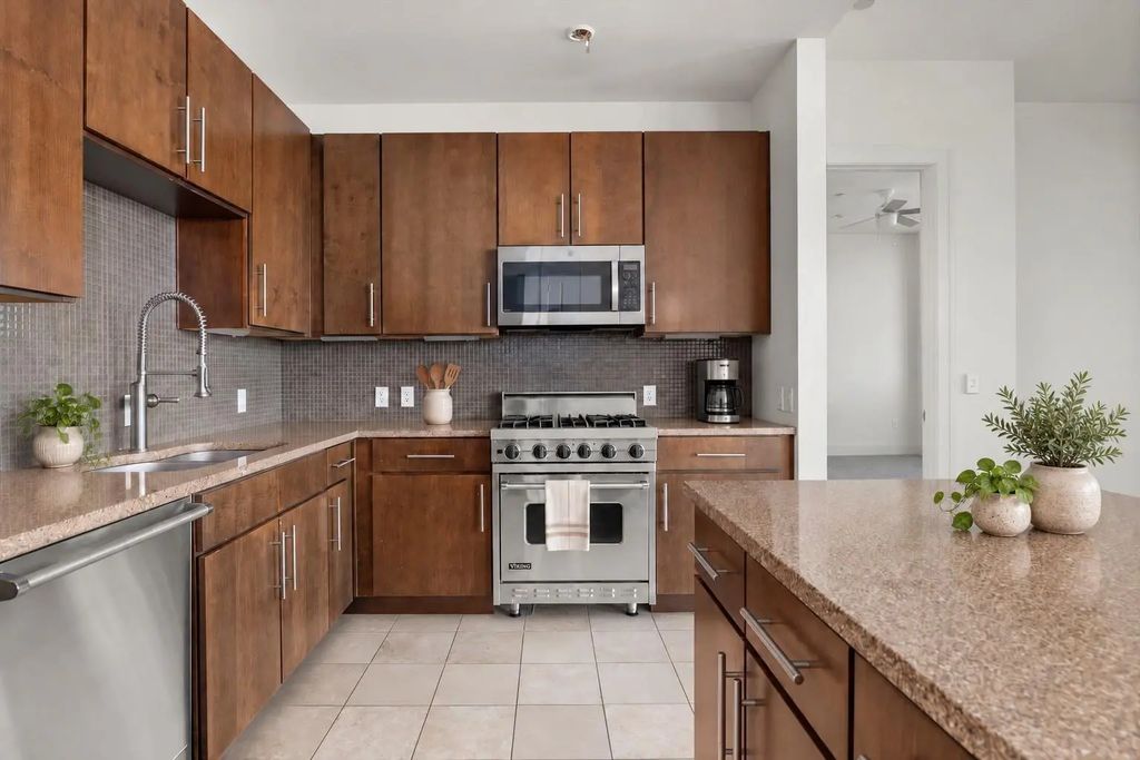 3100 W 7th Street 719, Fort Worth
