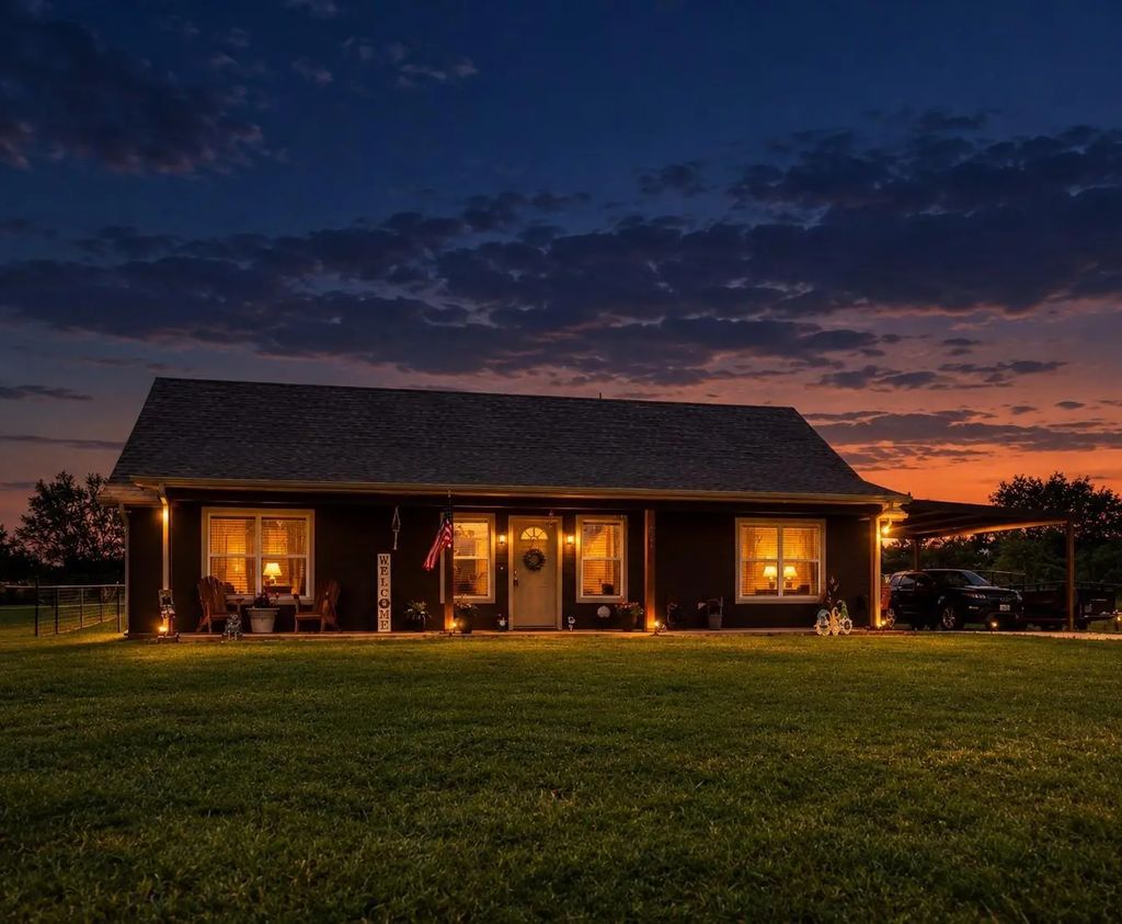 511 Erwin Road, Poolville