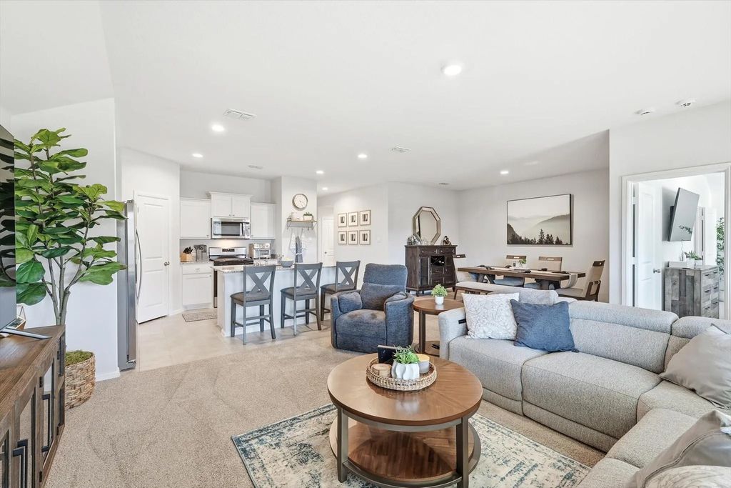 633 Captree Lane, Fort Worth
