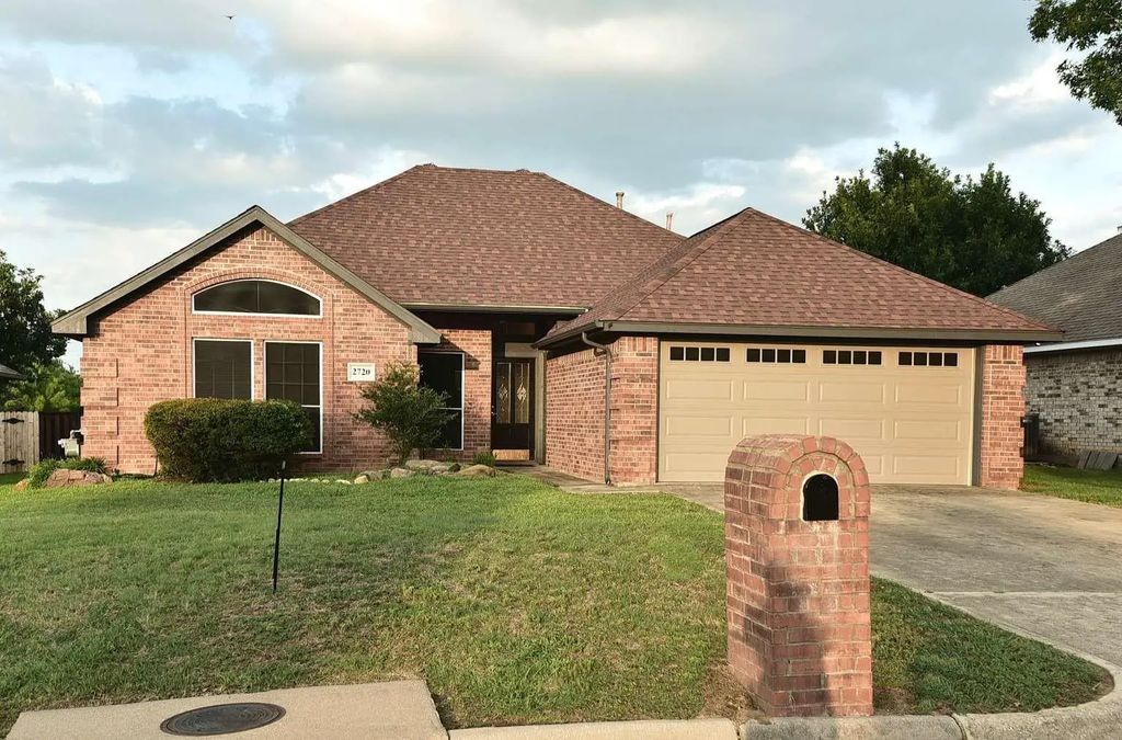 2720 Stephen Drive, Denton