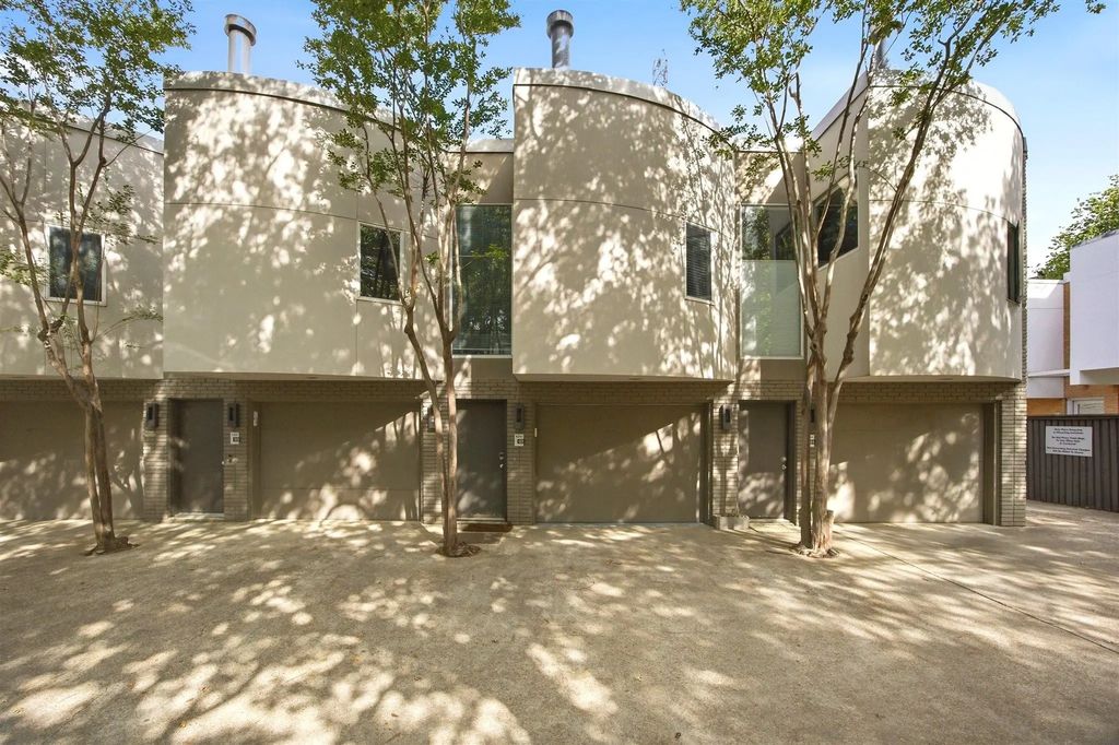 4241 Buena Vista Street 2, Dallas