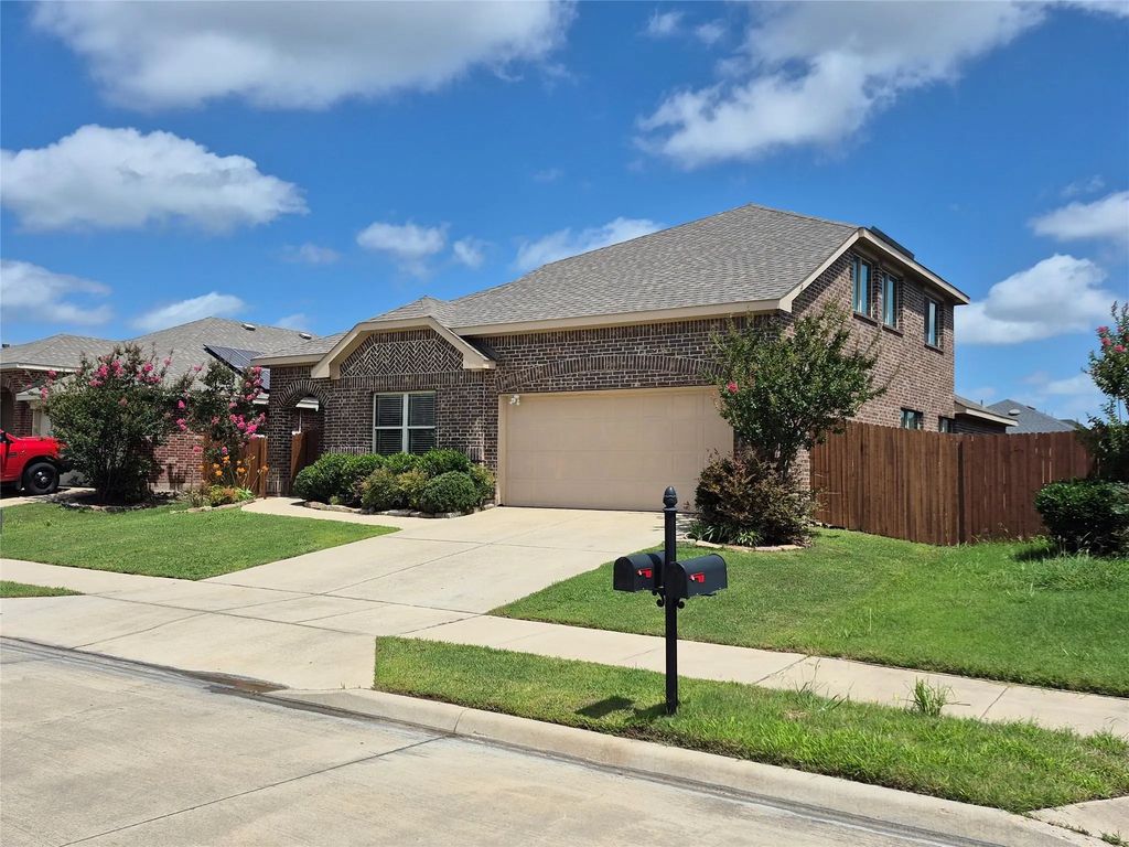 3104 Buckthorn Street, Forney
