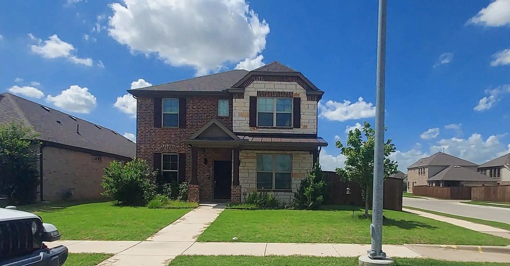 1200 Milfoil Drive, Justin