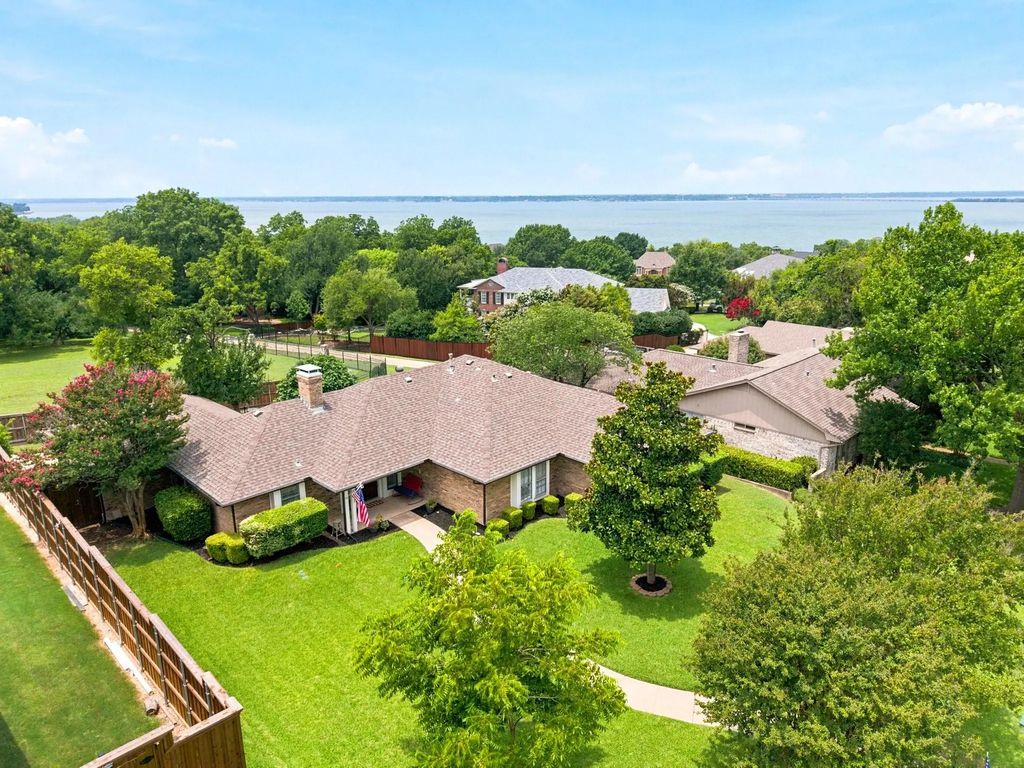 107 Becky Lane, Rockwall