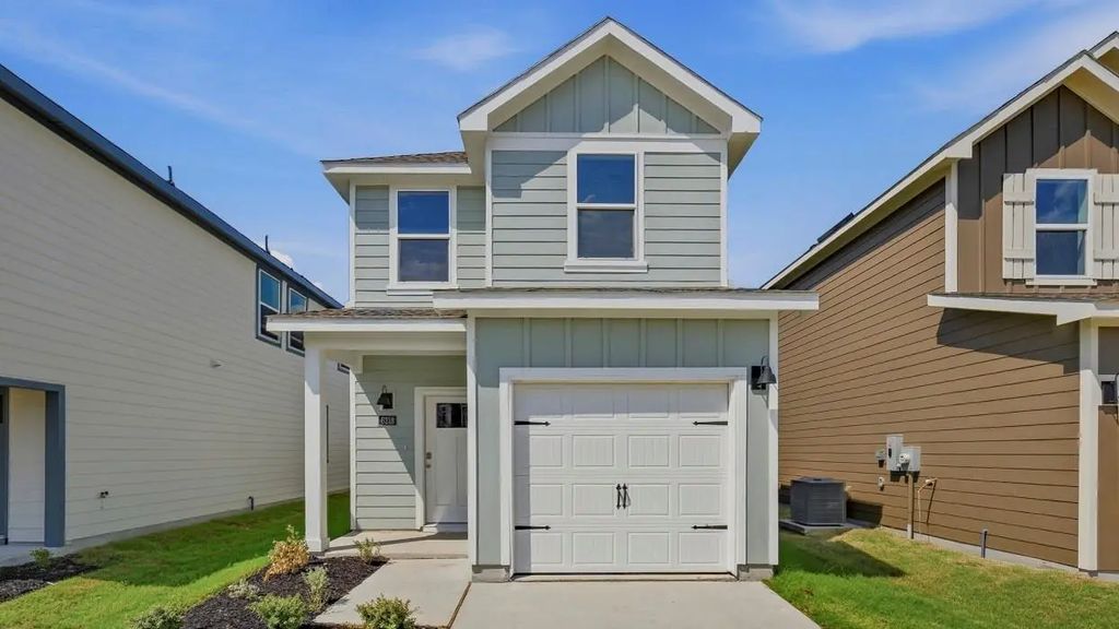 6218 Silver Maple Way, Princeton