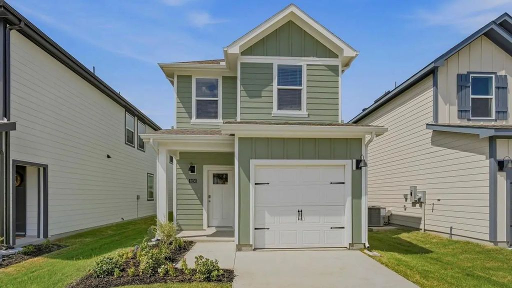 6230 Silver Maple Way, Princeton