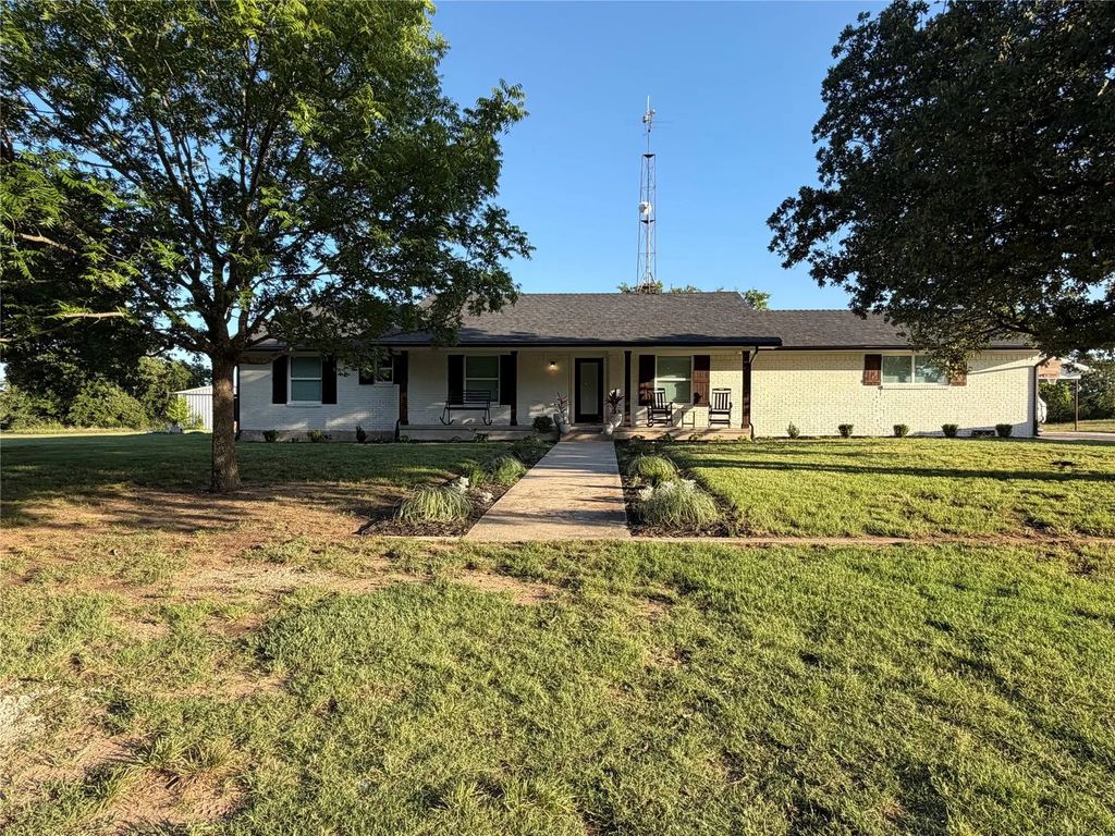 1306 Mcdaniel Street, Callisburg