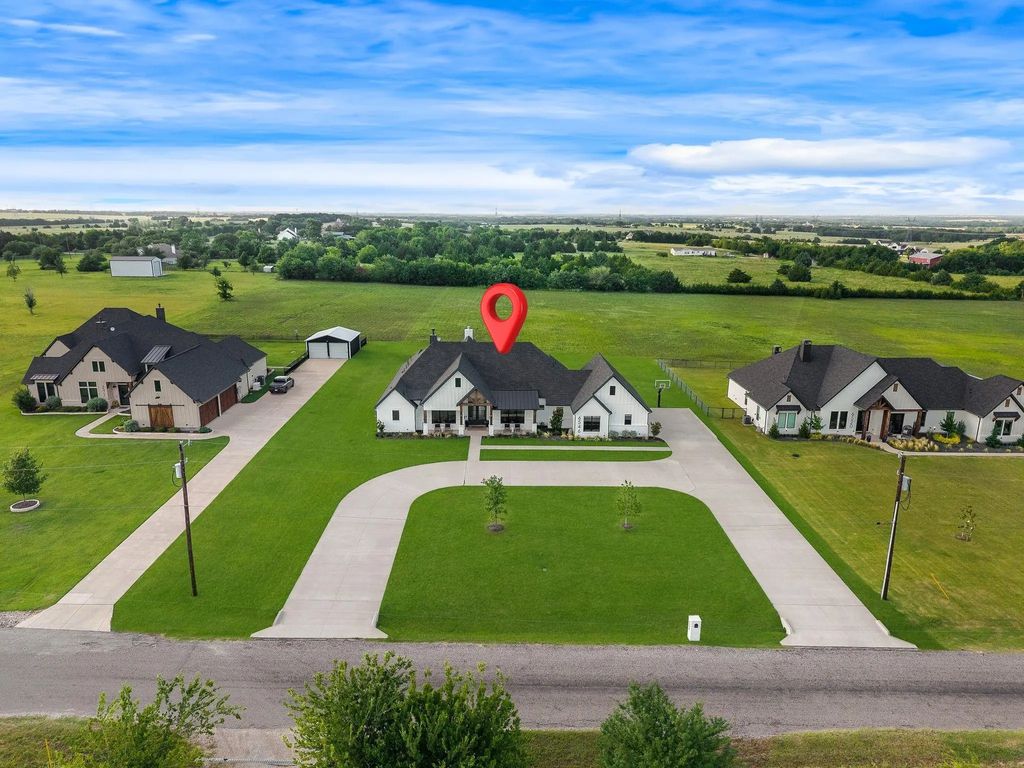 6546 County Road 1103, Celina
