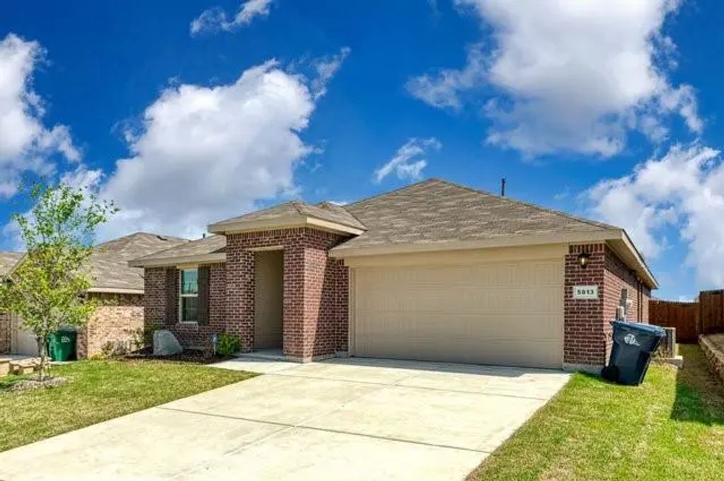 5813 Morrow Point Drive, Denton