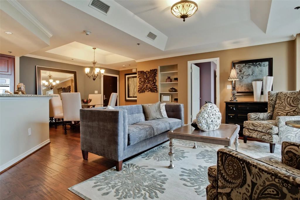 5909 Luther Lane 808, Dallas