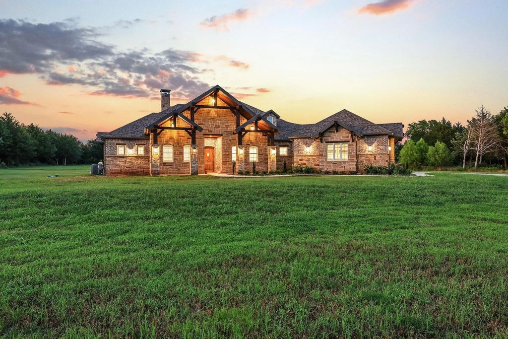 231 Geis Drive, Pottsboro