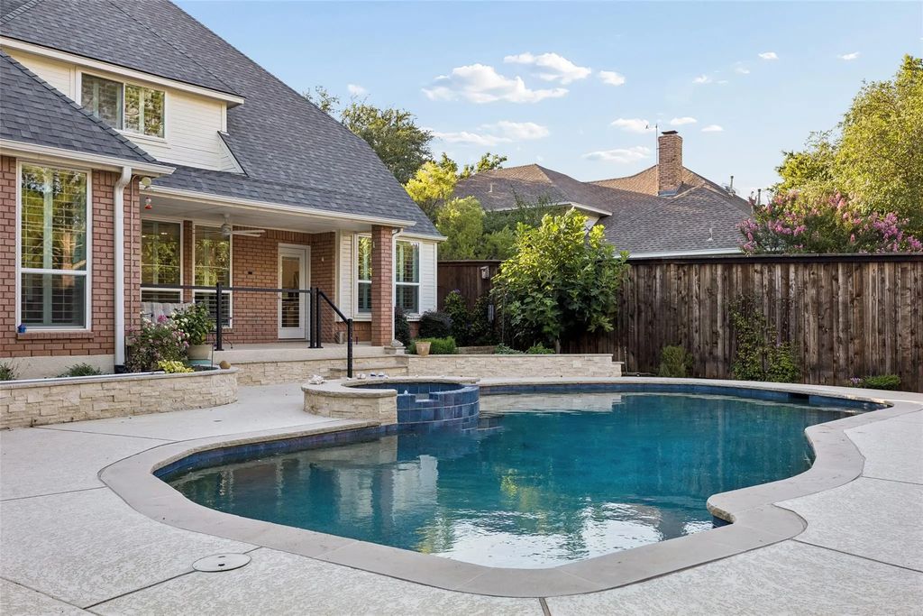 5617 Hunterwood Lane, Arlington