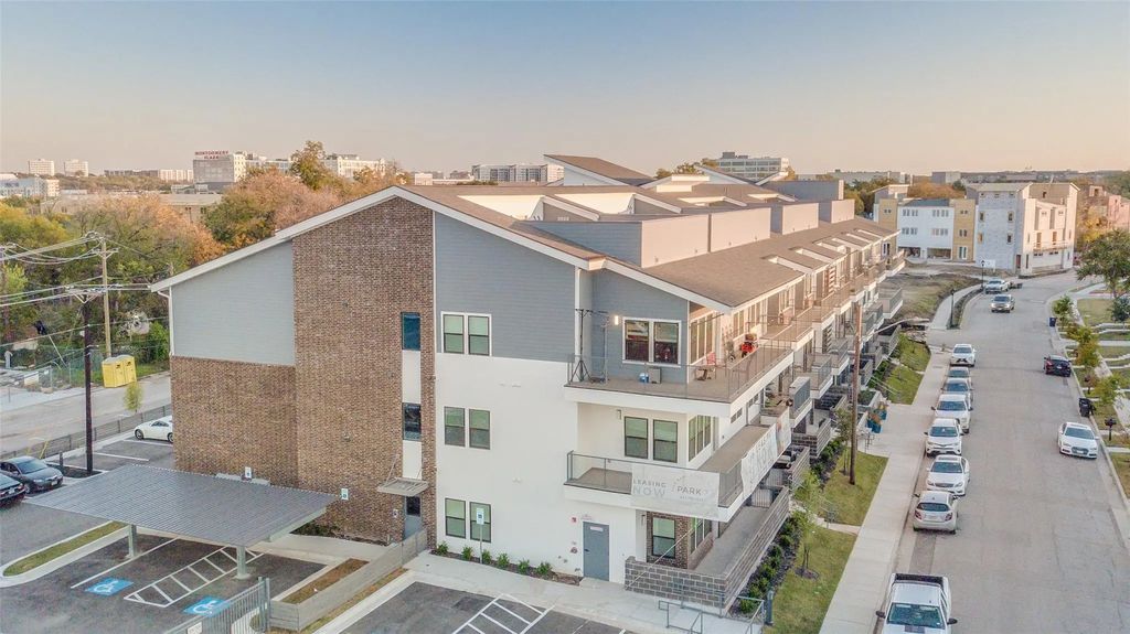 209 Wimberly Street 2-308, Fort Worth