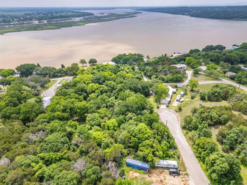5719 Canyon Creek Court, Granbury