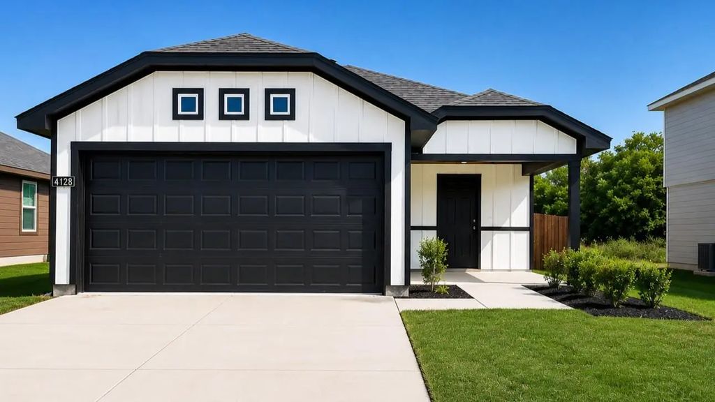 4128 Woodhill Bend Drive, Fort Worth