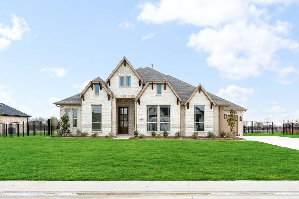 9021 Wood Duck Drive, New Fairview
