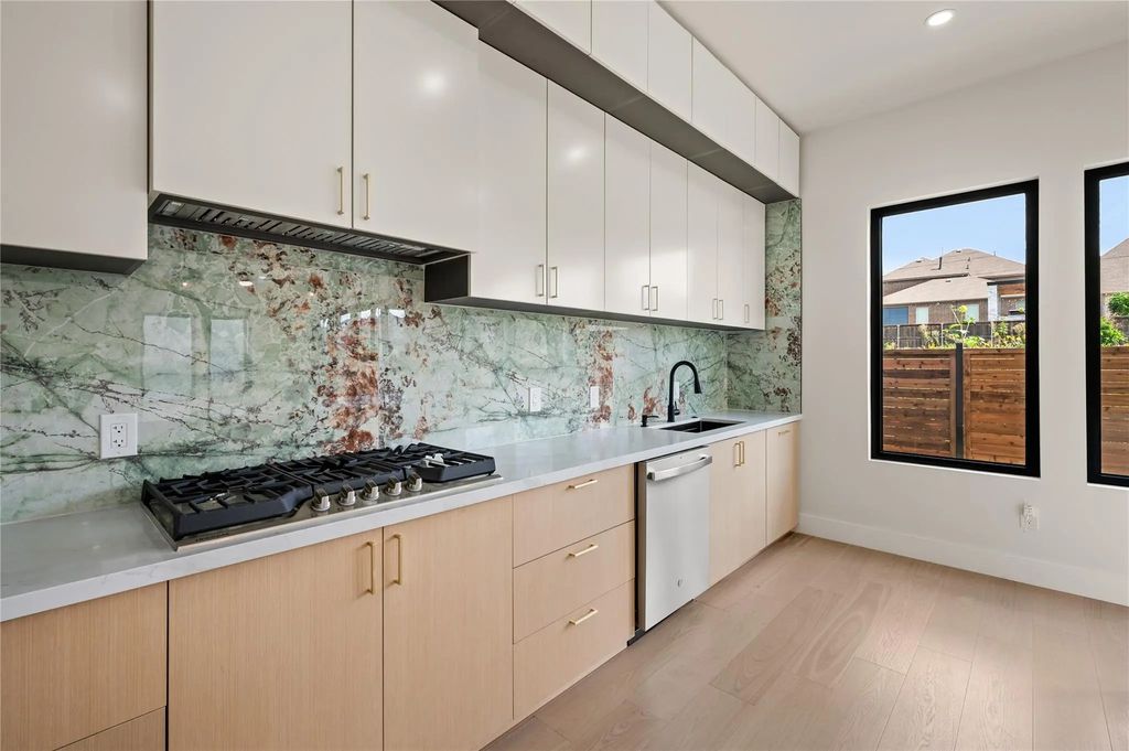 3447 Umyousef Court, Irving