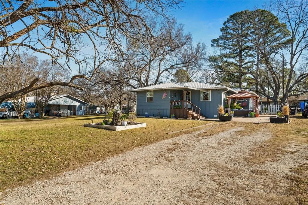 681 Briggs Boulevard, East Tawakoni