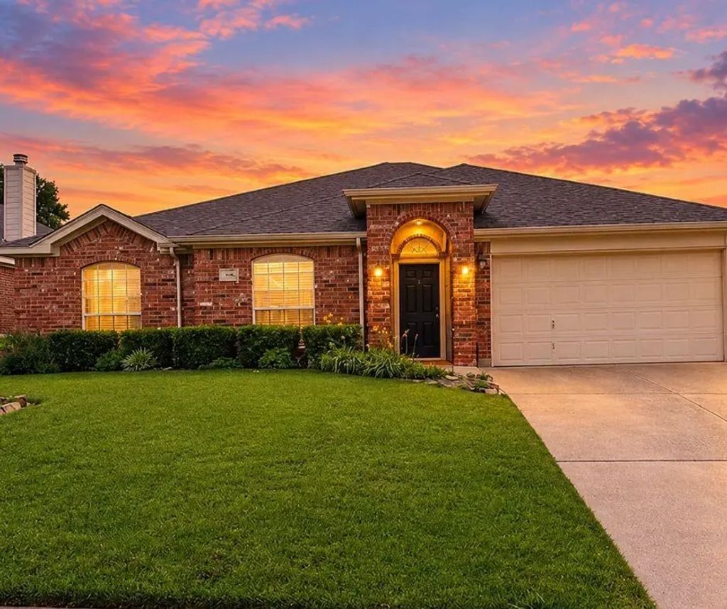 1100 Linden Drive, Burleson