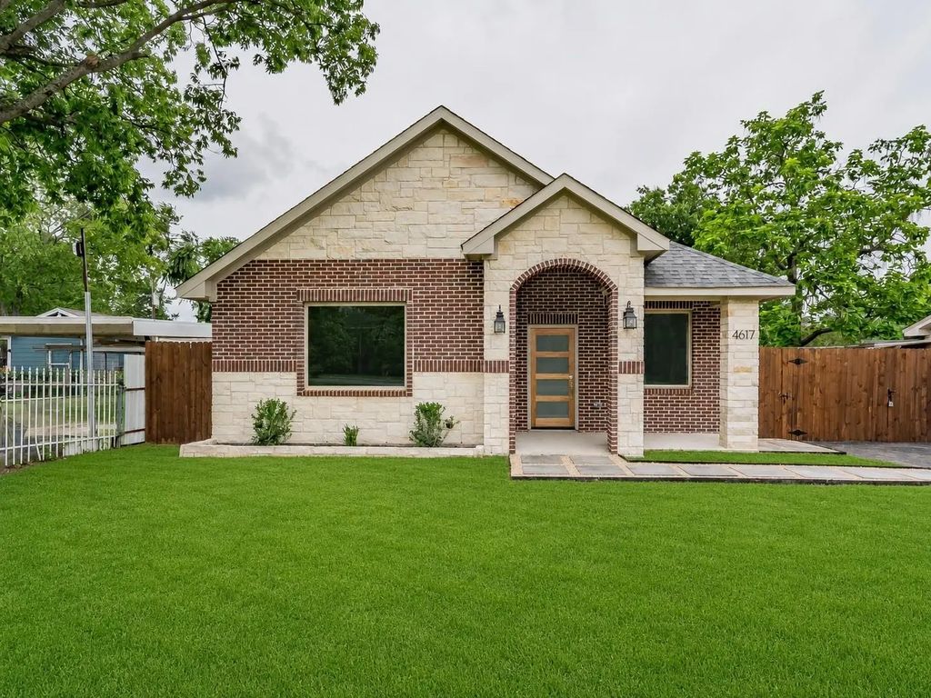 4617 Merida Avenue, Fort Worth