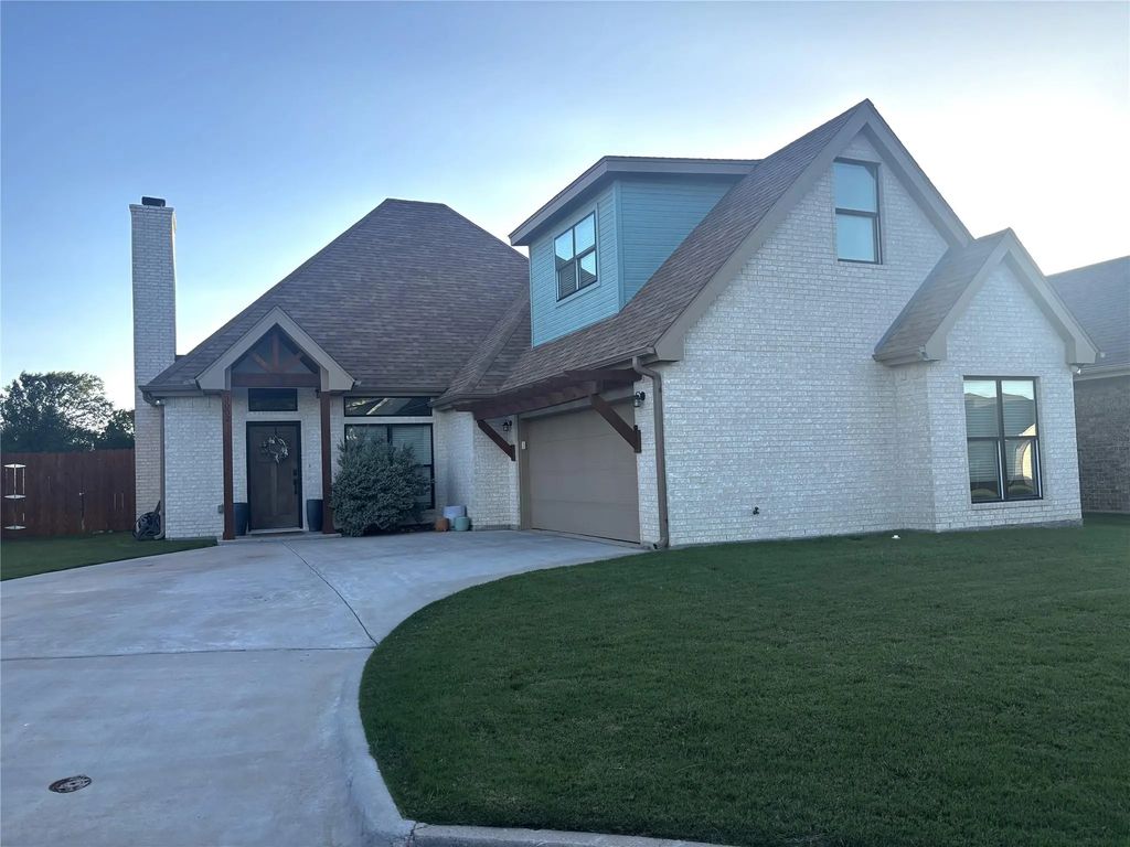 3002 Legends Trail, Abilene