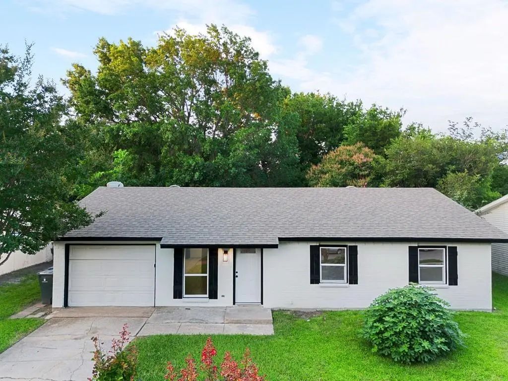 5202 Longhorn Trail, Garland