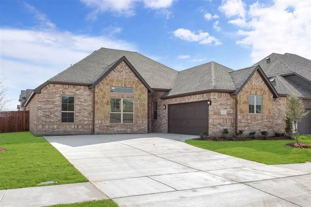 4422 Juniper, Melissa