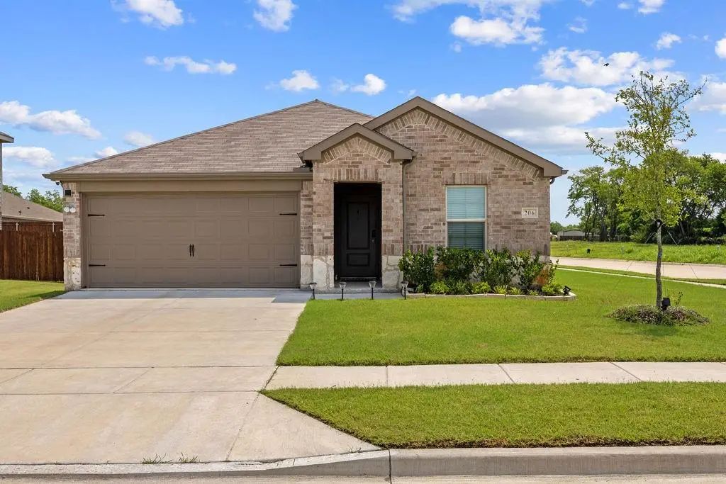 206 Nokota Drive, Leonard
