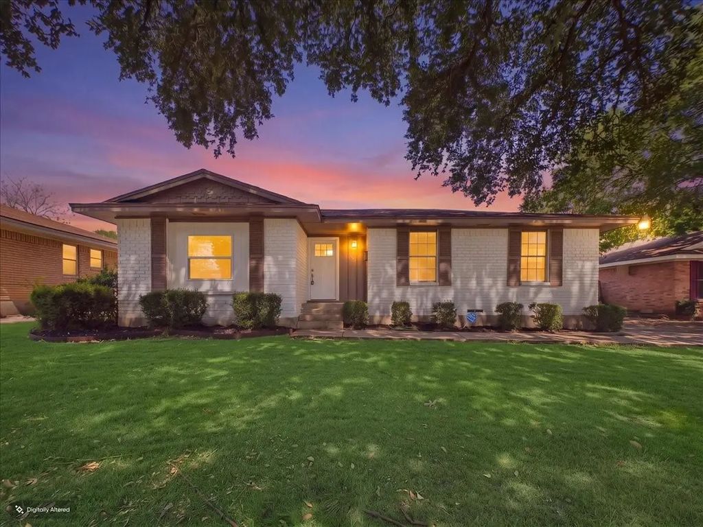 1211 Robin Glen Drive, Dallas