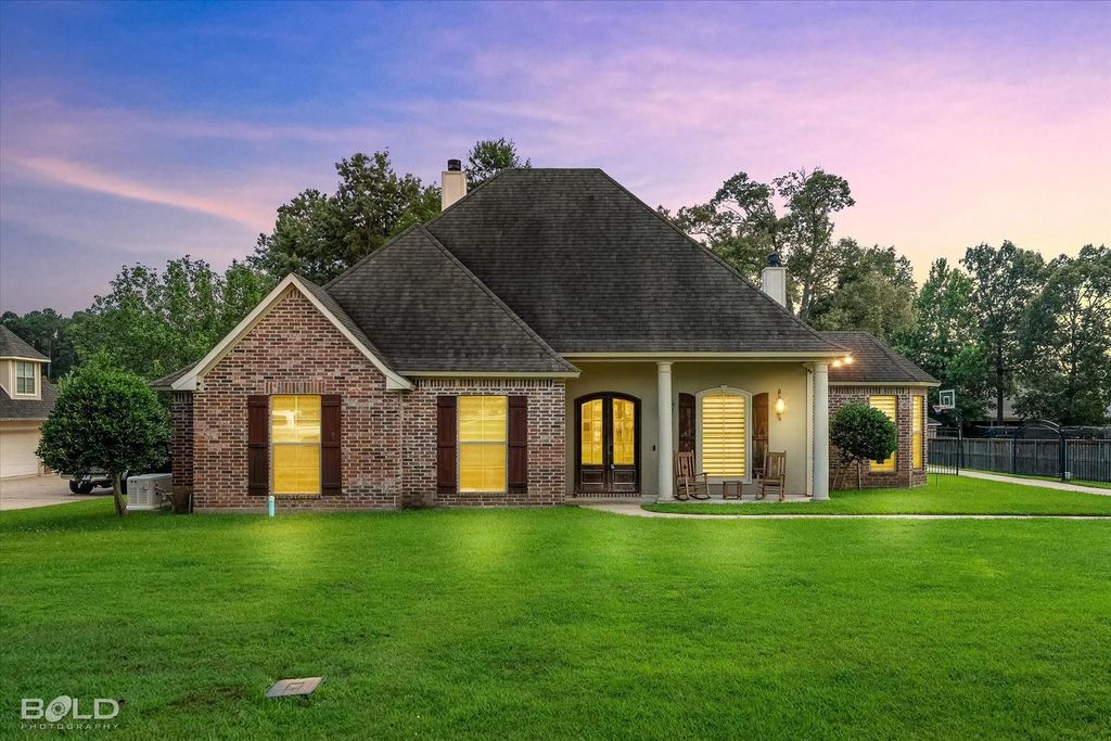 2220 Forest Hills Boulevard, Haughton