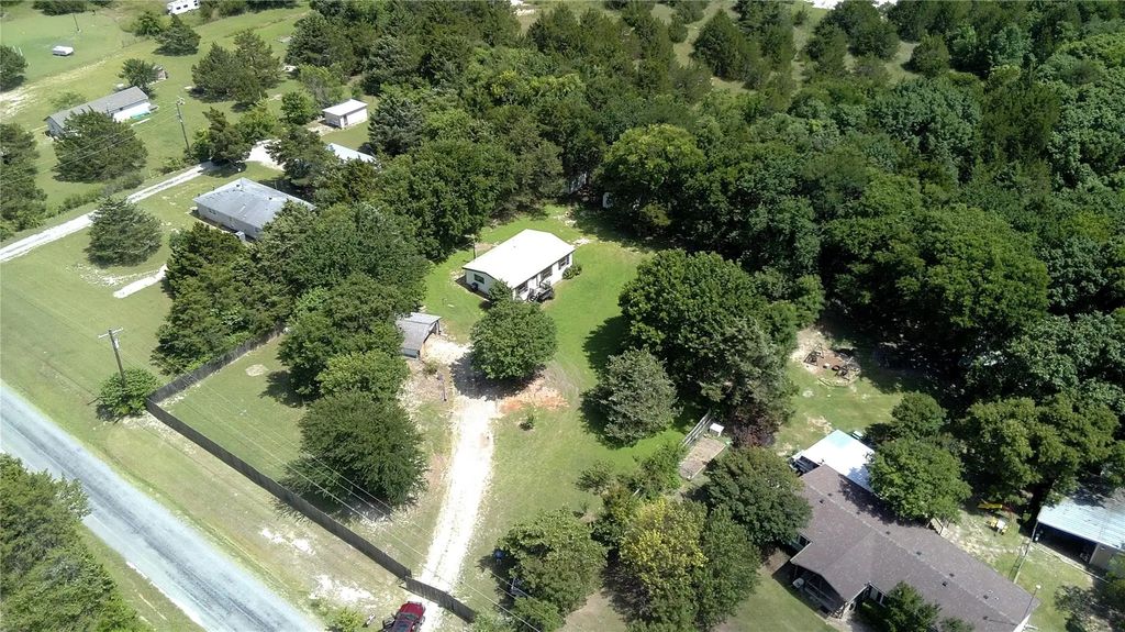 152 Pennell Road, Sherman