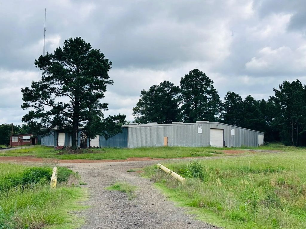 2460 N 259 Highway, Daingerfield