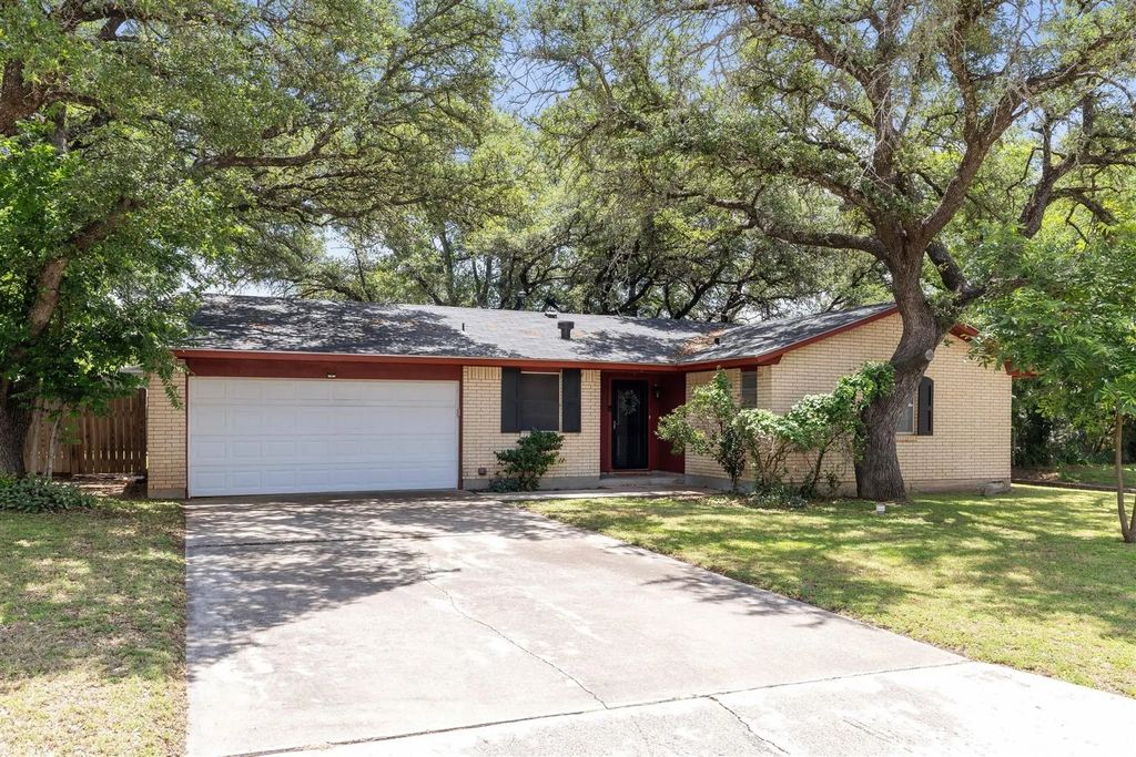 1604 Oakland Terrace, Brownwood