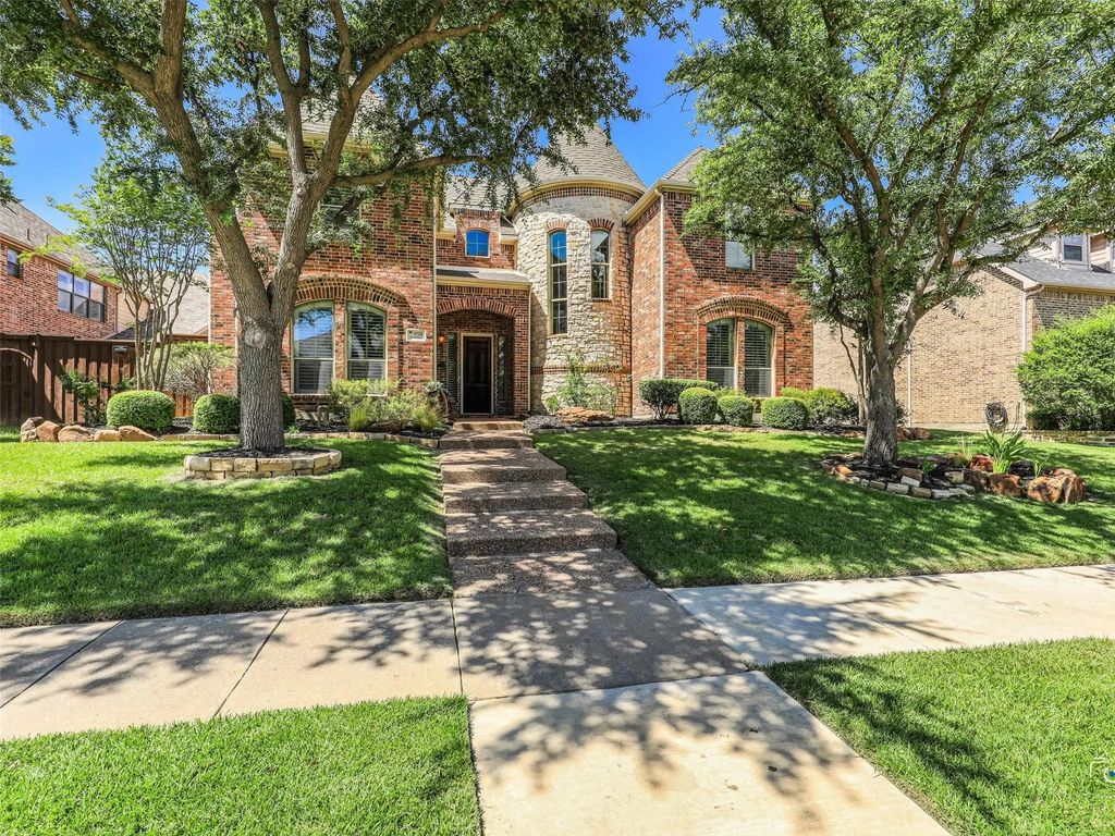 1728 Sandstone Drive, Frisco