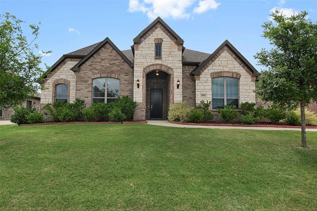 1953 Silver Falls Drive, Burleson