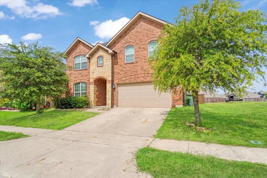 802 Swan Ridge Drive, Sherman