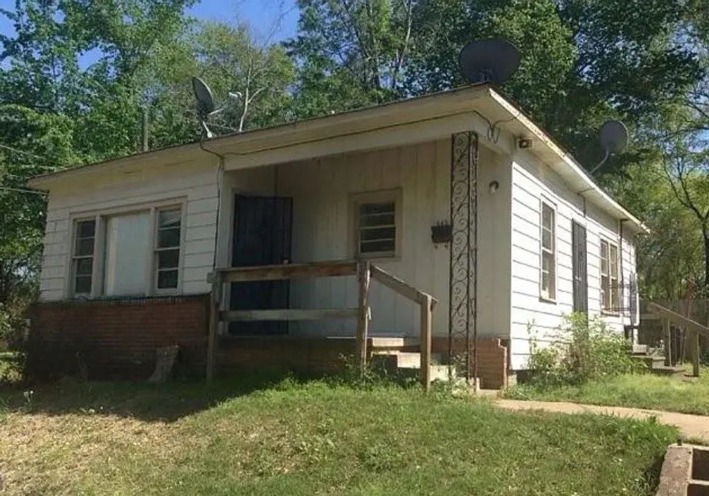 445 Wichita Street, Shreveport