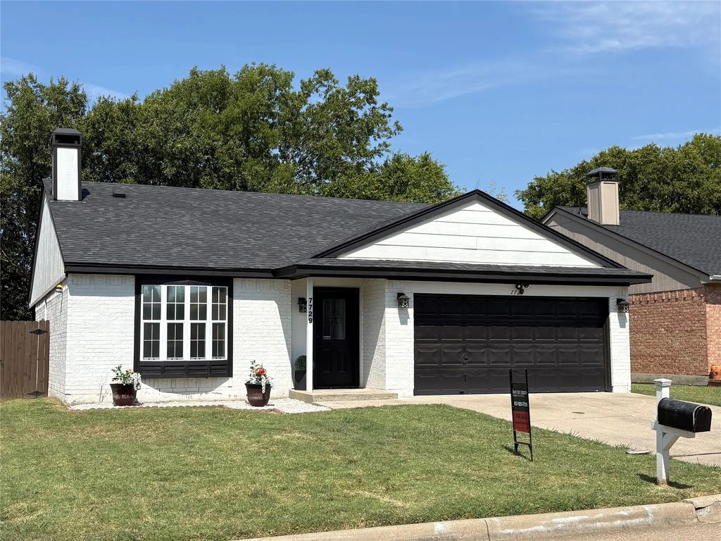7729 Misty Ridge Drive N, Fort Worth
