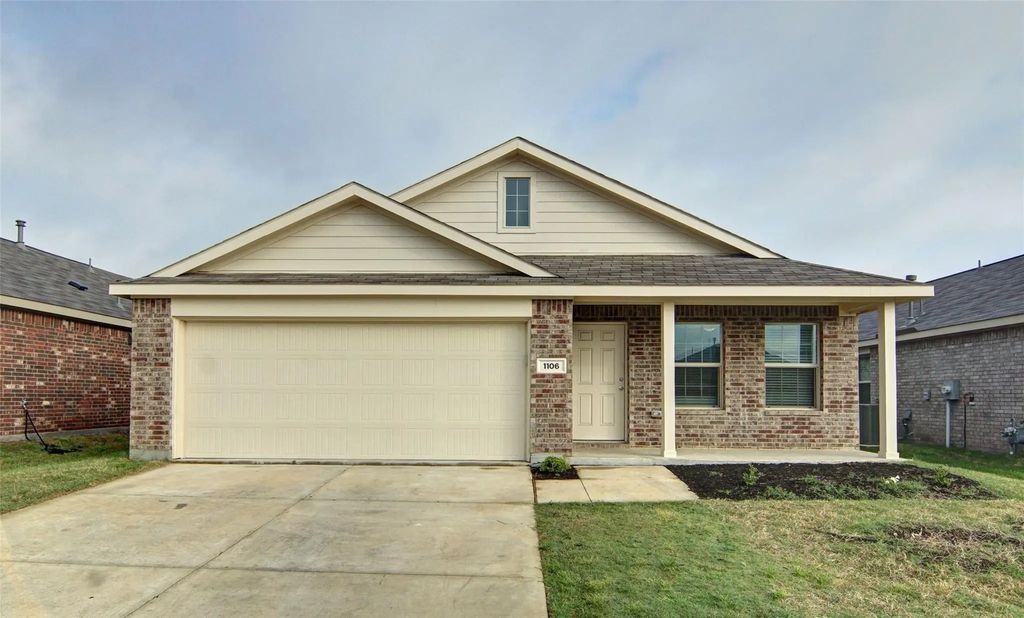 1106 Lady Bird Street, Ennis