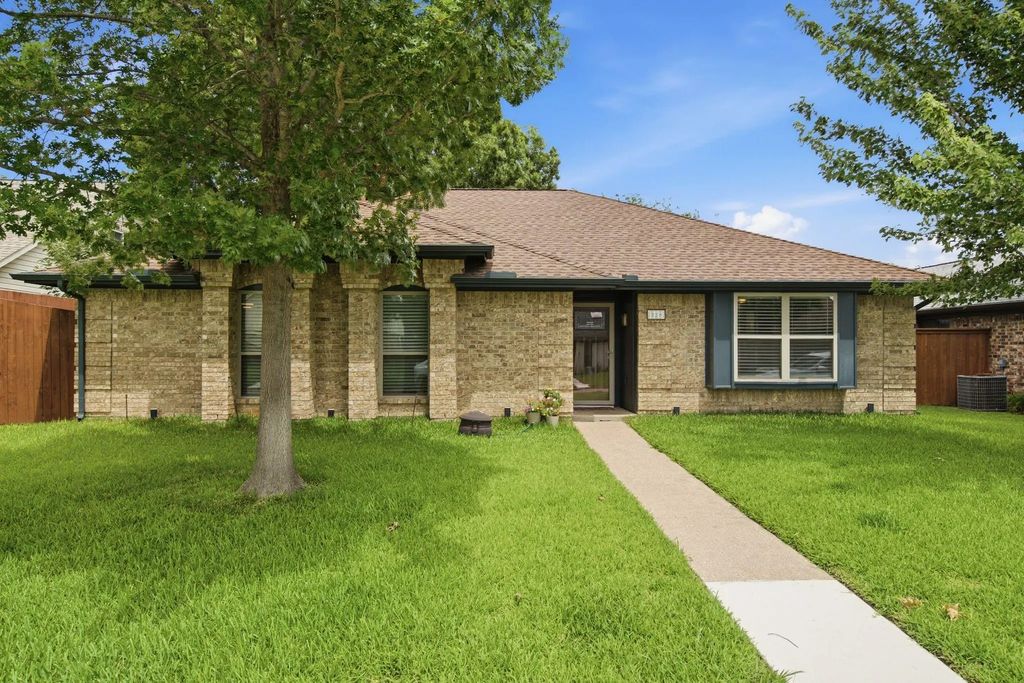 328 Lakewood Court, Coppell