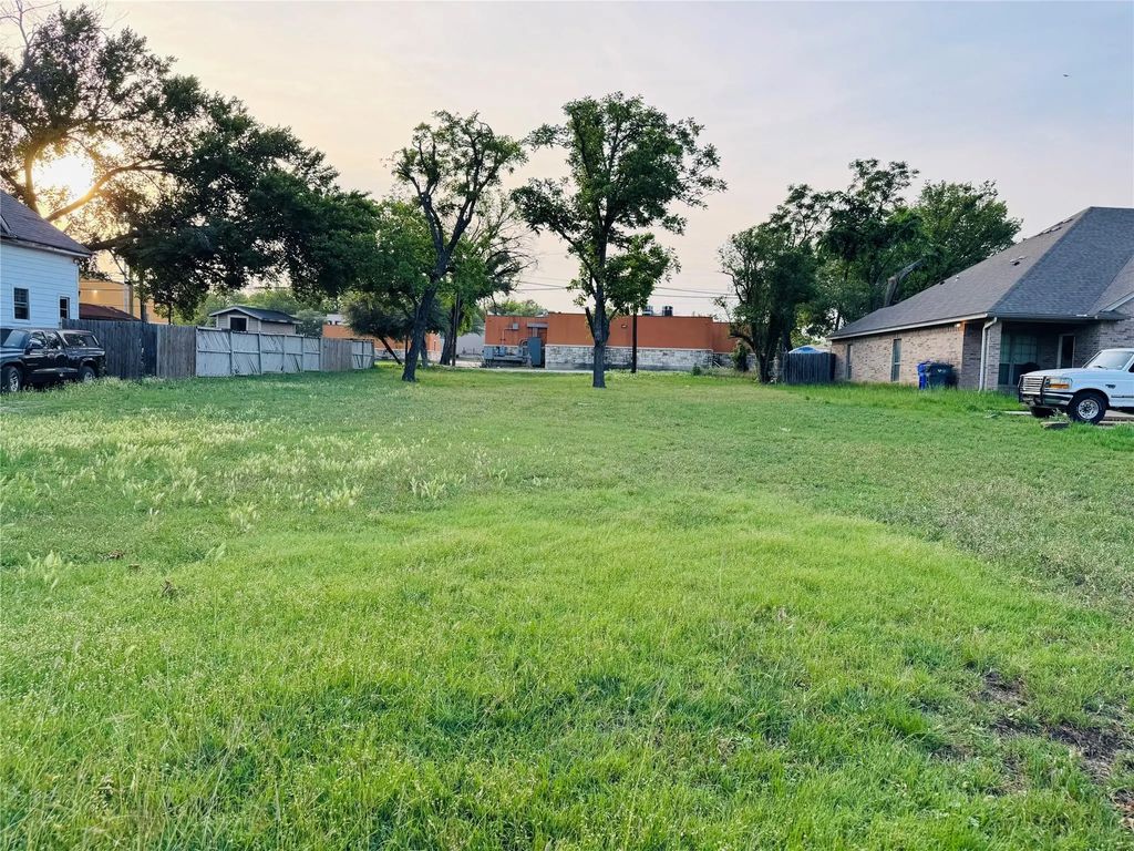 2121 Columbus Avenue, Waco