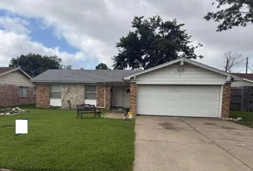 3826 Great Falls Court, Irving