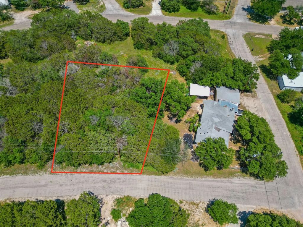 2718 N Mountain View Road, Granbury