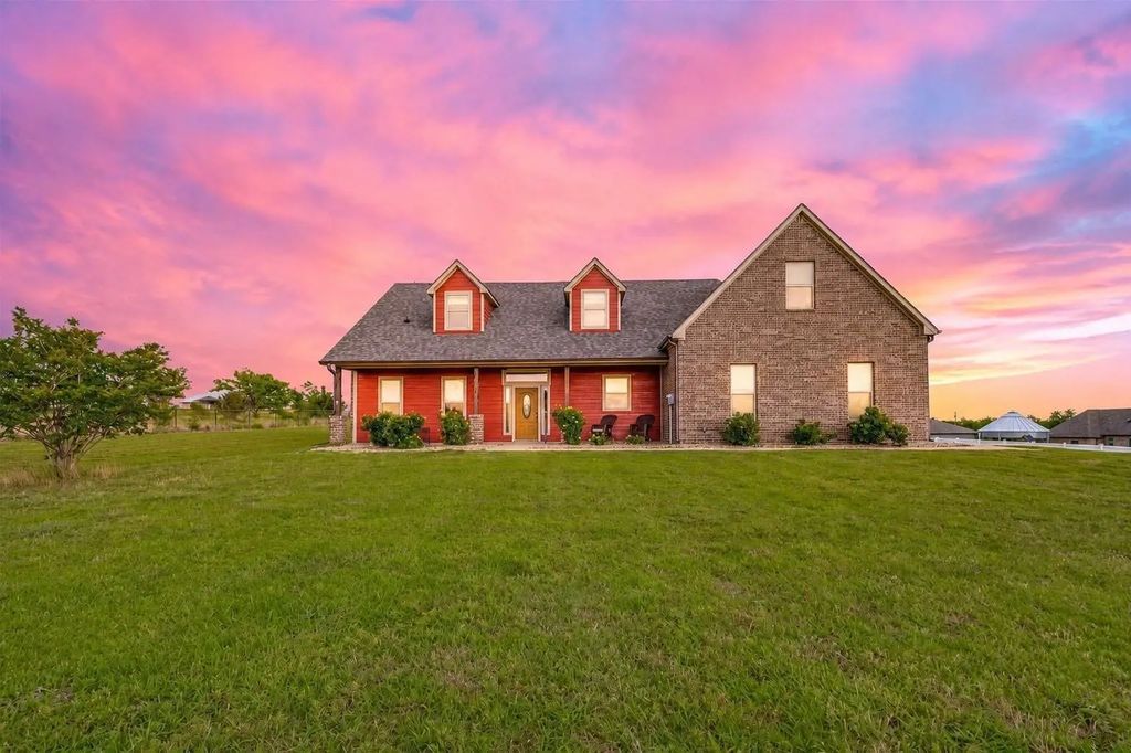 3028 Harrell Road, Howe