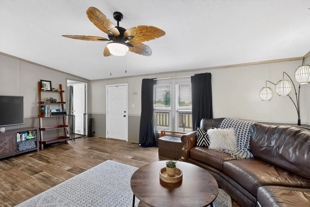 115 Vinall Circle, Decatur