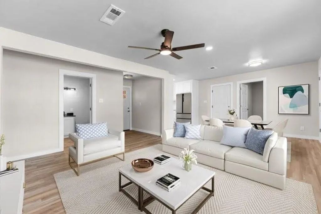 4128 Hillcrest Drive, Waco