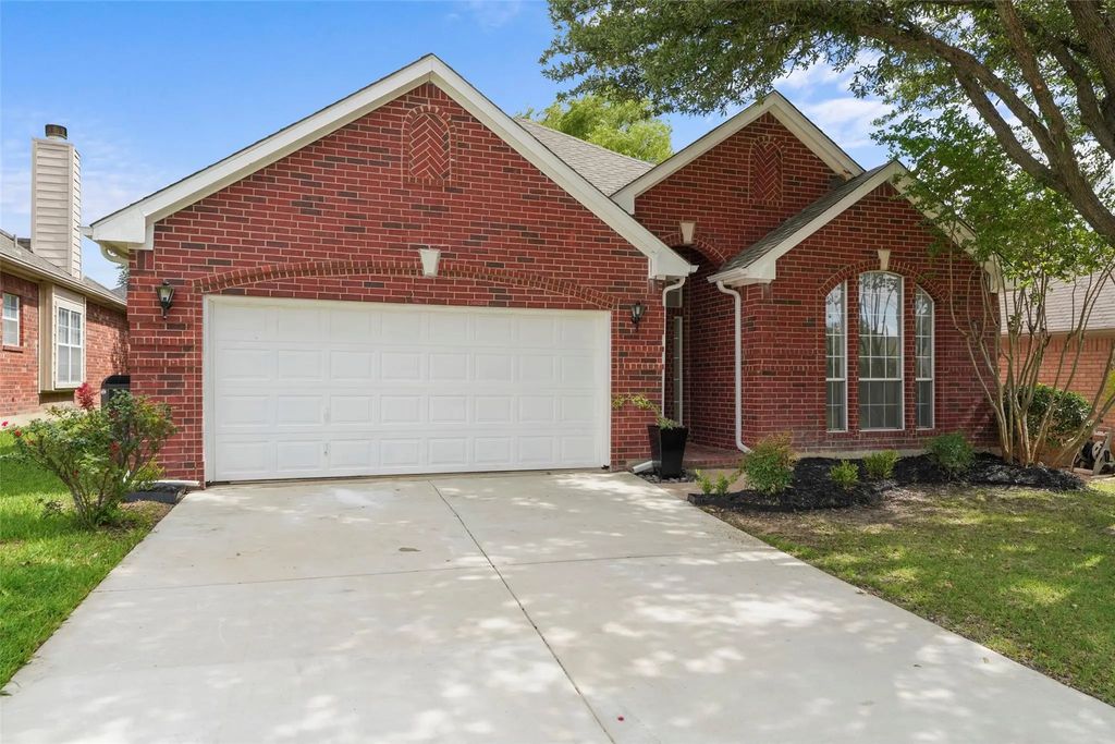 4605 Angelina Way, Fort Worth