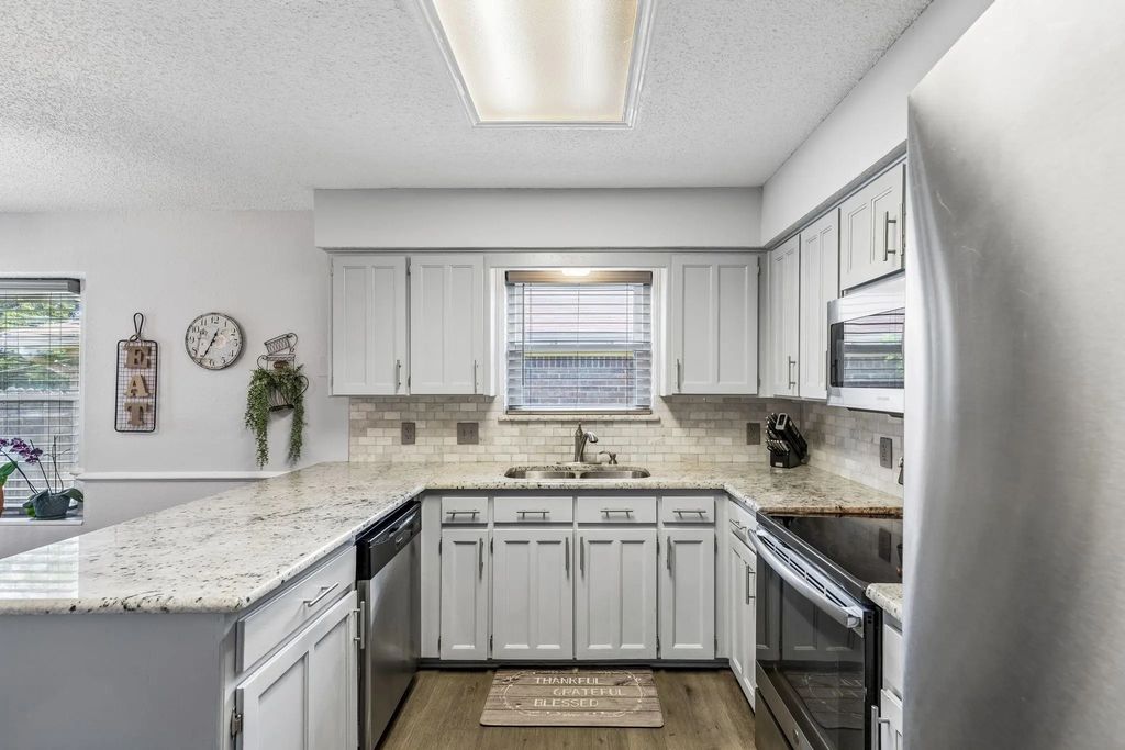 6417 Loma Vista Drive, Watauga