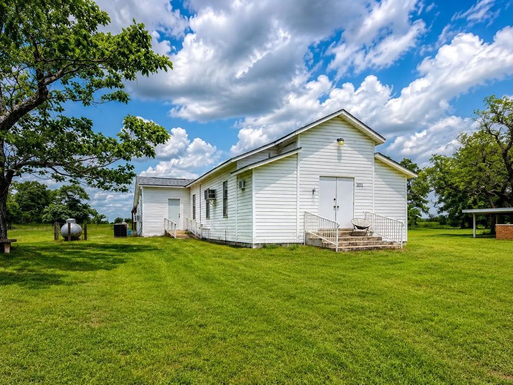 1112 Spruiell Street, Jewett
